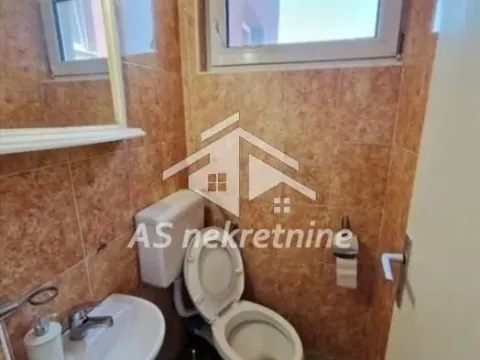 Rent, three bedroom apartment, 85m², Južni Bulevar, Vračar Sve Podlokacije - image 23