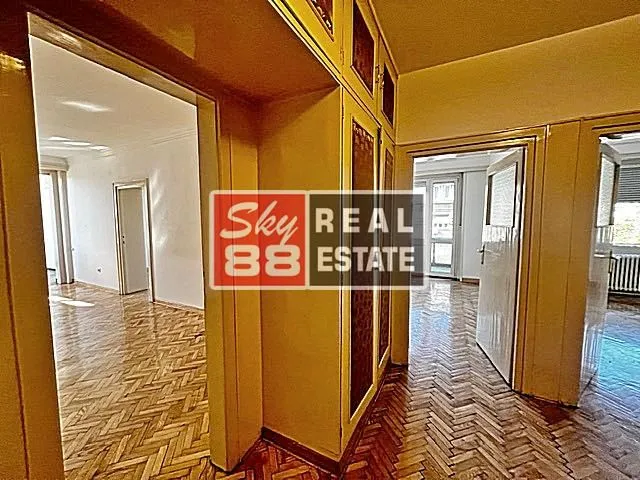 Sale, apartment, 177m², Vračar Sve Podlokacije, Beograd