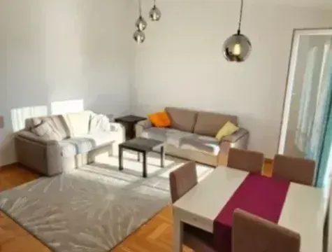 Izdavanje, dvosoban stan, 64m², Stari Aerodrom, Podgorica