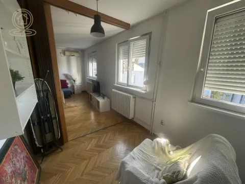 Izdavanje, dvosoban stan, 64m², Savski Venac, Beograd - image 4