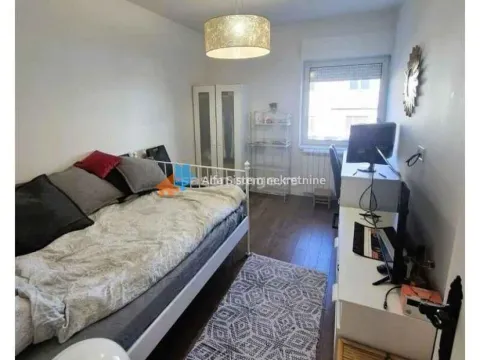 Izdavanje, četvorosoban stan, 100m², Voždovac Sve Podlokacije, Beograd - image 14