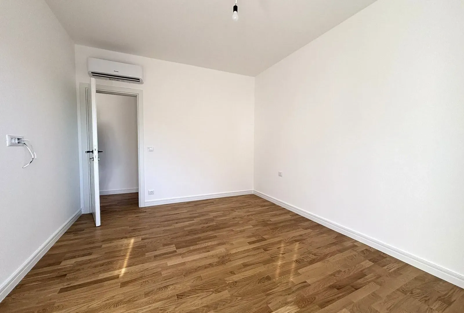 Sale, two bedroom apartment, 61m², Sutomore, Bar