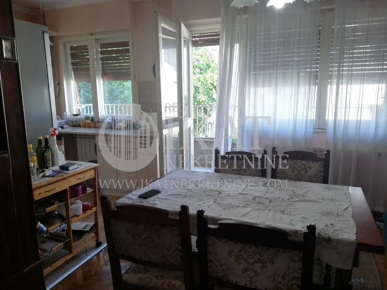 Rent, four bedroom apartment, 120m², Voždovac Sve Podlokacije, Beograd