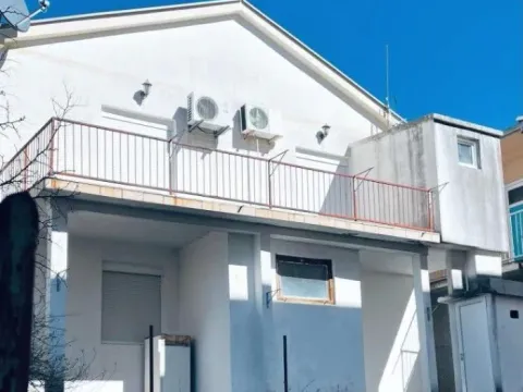 Sale, house, 150m², Sutomore, Bar - image 1