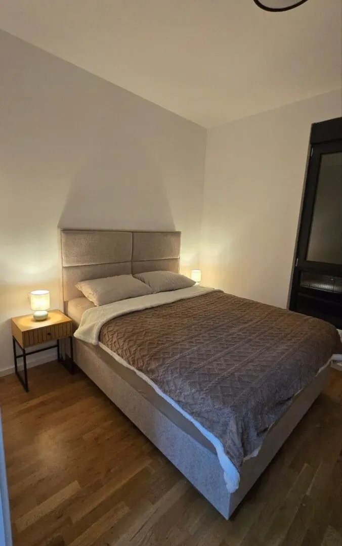 Izdavanje, jednosoban stan, 37m², Tološi, Podgorica