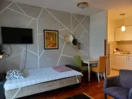 Izdavanje, garsonjera, 35m², City Kvart, Podgorica - image 2