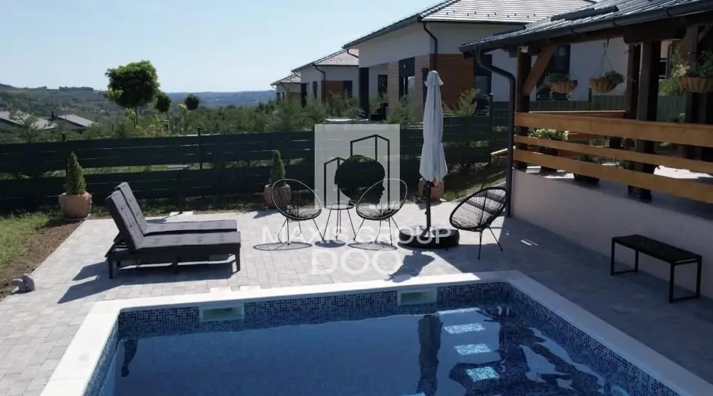 Sale, house, 173m², Mala Ivanča, Sopot