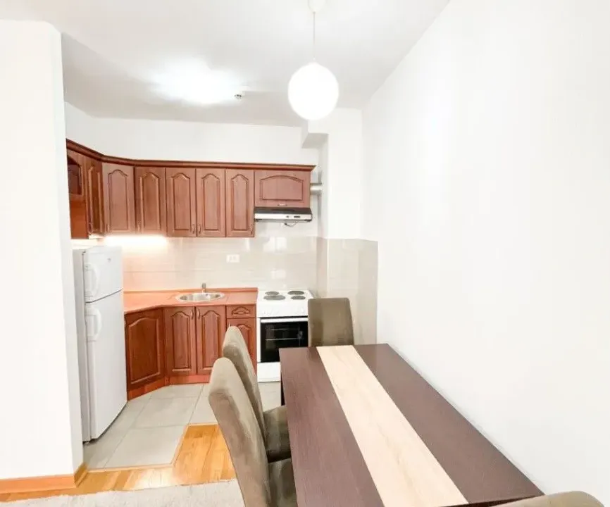 Izdavanje, jednosoban stan, 45m², City Kvart, Podgorica