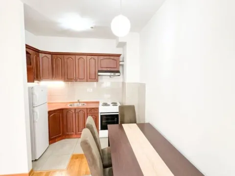 Izdavanje, jednosoban stan, 45m², City Kvart, Podgorica