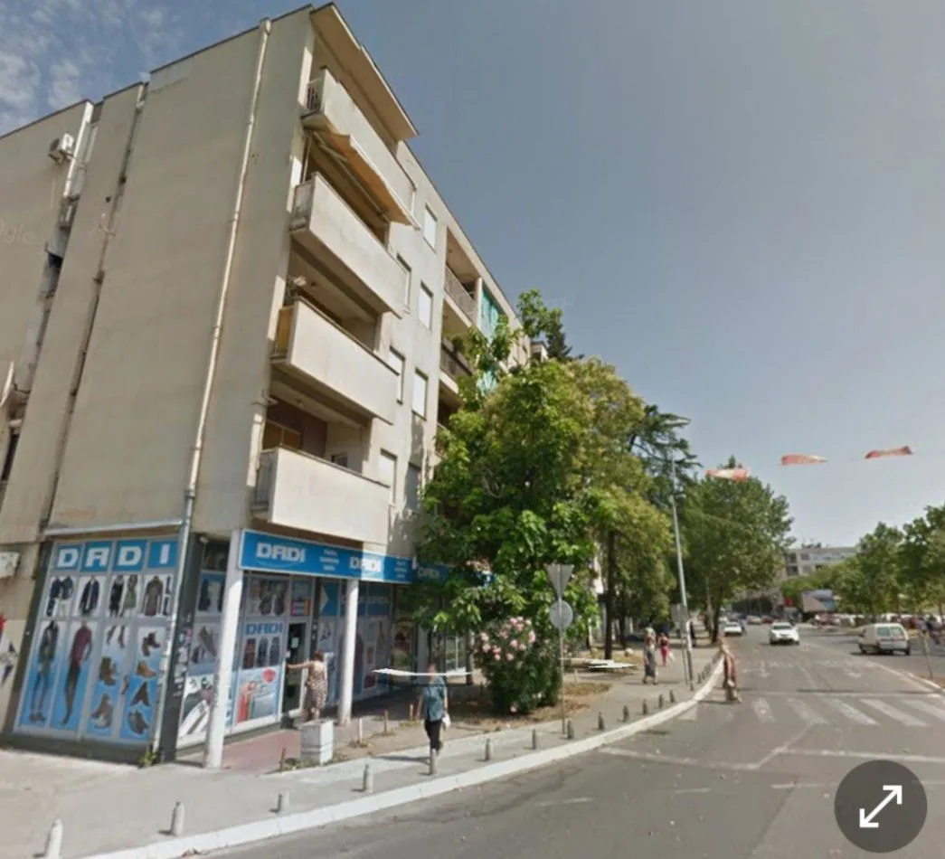 Izdavanje, dvosoban stan, 43m², Gintaš, Podgorica