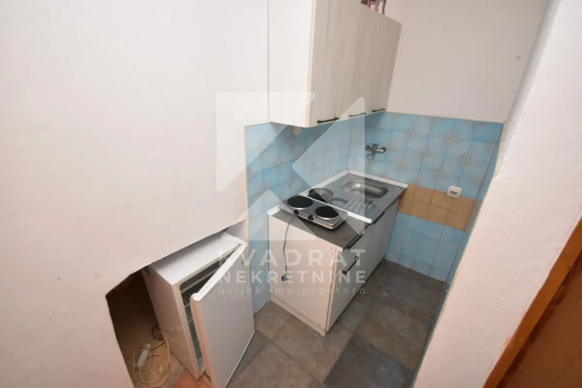 Rent, studio apartment, 25m², Stari Aerodrom, Podgorica