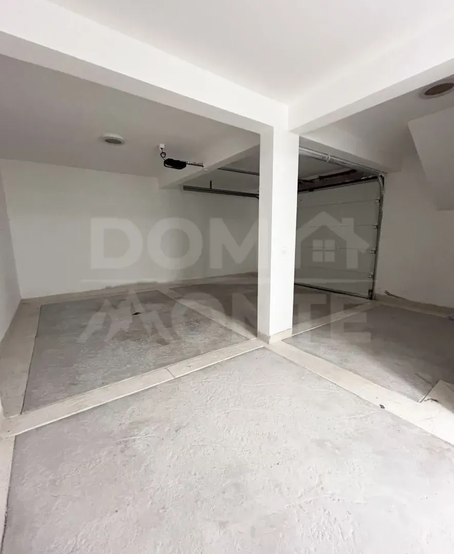 Rent, house, 130m², Tivat, Crna Gora