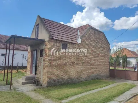 Prodaja, kuća, 54m², Žitište, Zrenjanin - image 2