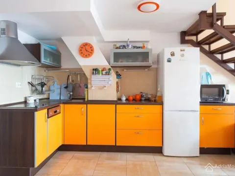 Prodaja, dvosoban stan, 58m², Kamenari, Herceg Novi - image 3