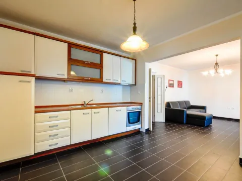 Prodaja, dvosoban stan, 104m², Stoliv, Kotor - image 5