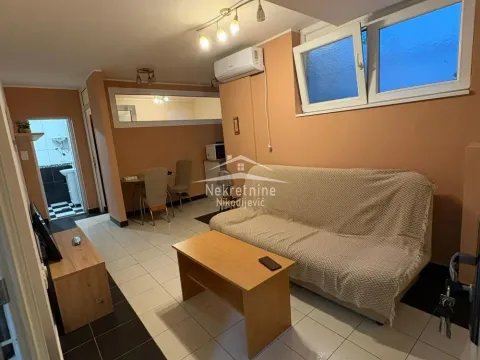 Izdavanje, jednosoban stan, 37m², Šumice, Beograd - image 3