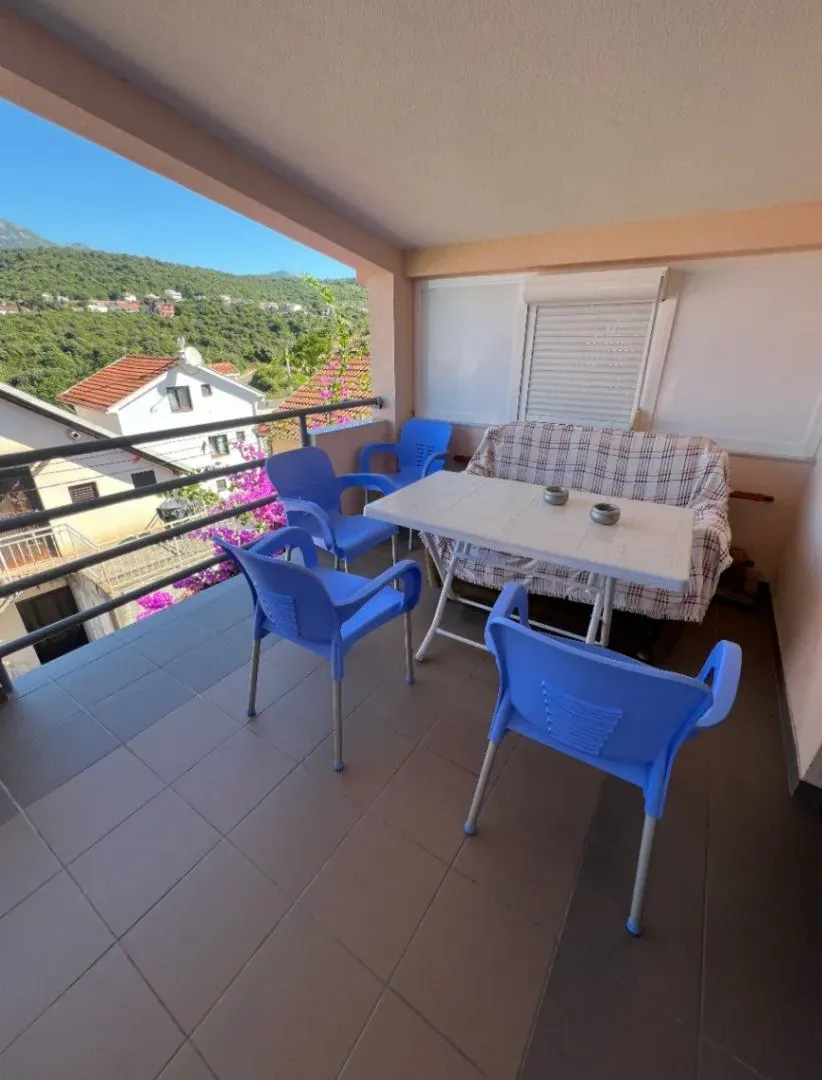 Izdavanje, stan, 40m², Utjeha, Bar