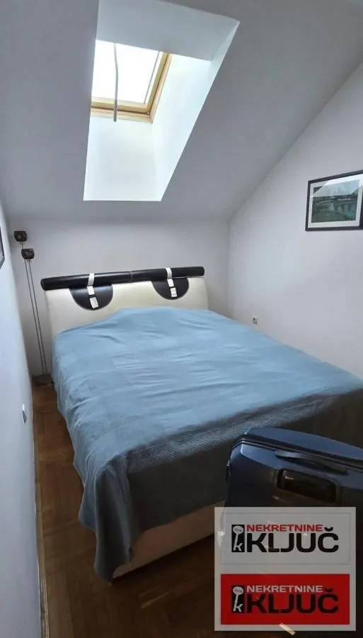 Izdavanje, dvosoban stan, 60m², Centar, Novi Sad