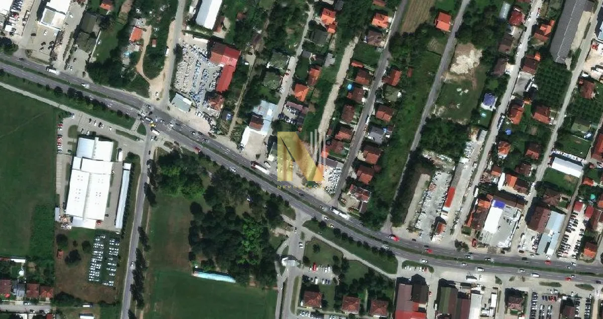 Izdavanje, plac, 33m², Lipov gaj, Novi Sad Sve Podlokacije