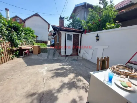 Izdavanje, kuća, 95m², Zemun Novi Grad, Zemun Sve Podlokacije - image 17