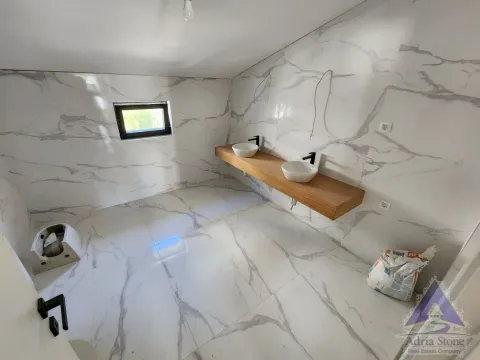 Sale, four bedroom apartment, 146m², Rafailovići, Budva - image 14