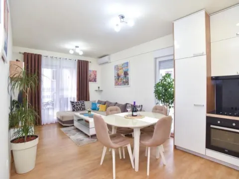 Izdavanje, jednosoban stan, 49m², Zaobilaznica, Budva - image 10