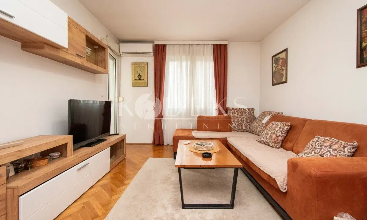 Rent, one bedroom apartment, 51m², Stari Aerodrom, Podgorica