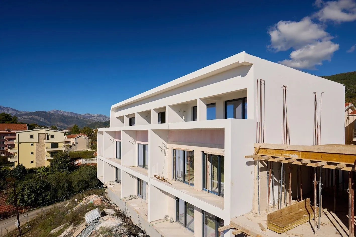 Prodaja, dvosoban stan, 78m², Tivat, Crna Gora