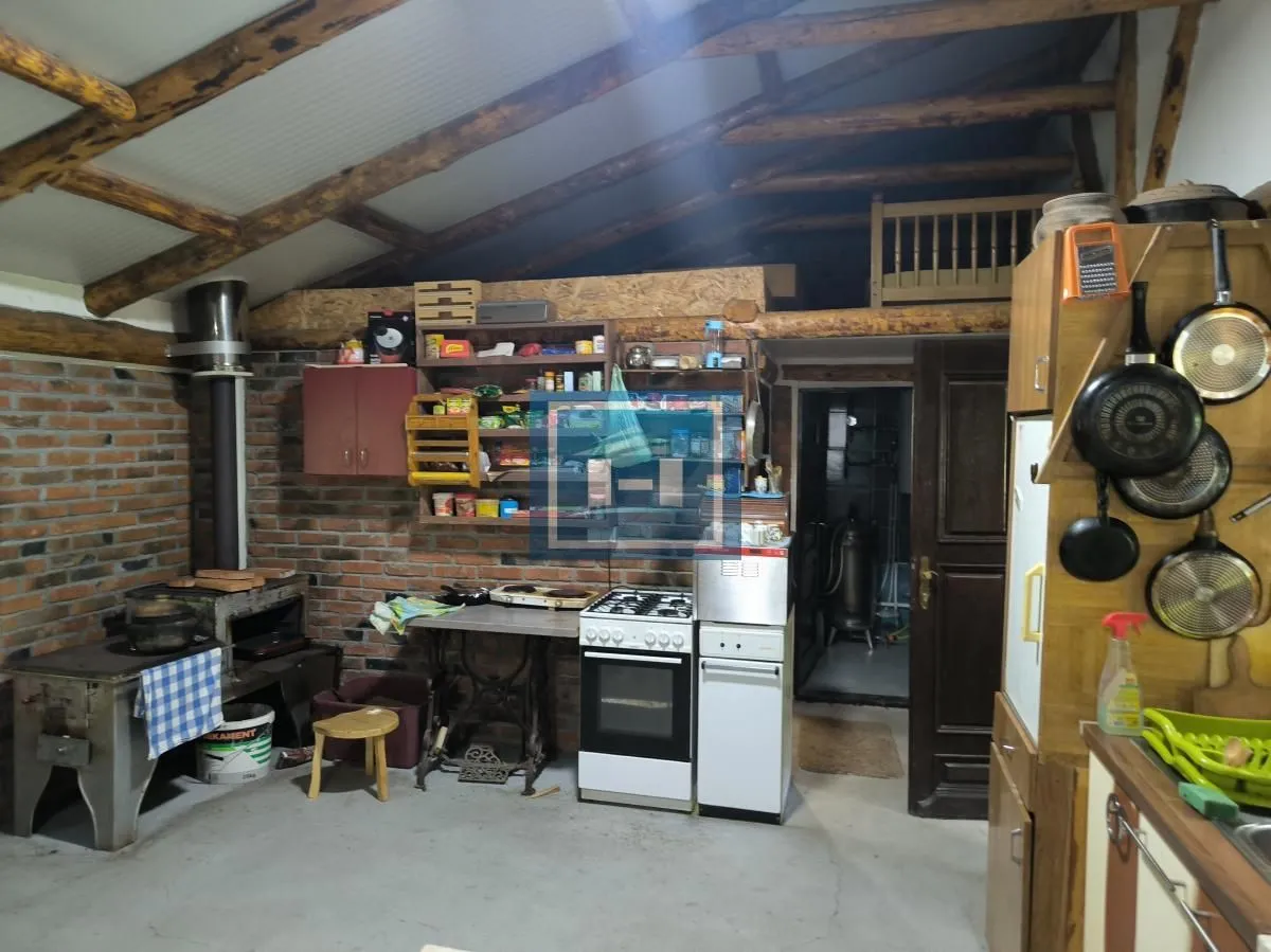 Sale, hospitality venue, 250m², Despotovac, Srbija