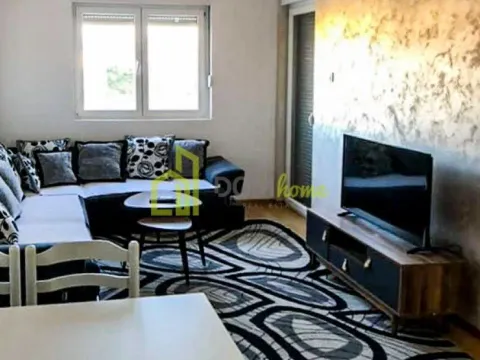 Izdavanje, jednosoban stan, 42m², Pobrežje, Podgorica - image 2