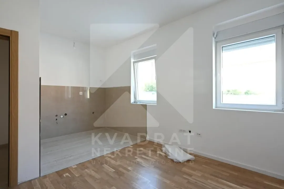 Prodaja, jednosoban stan, 33m², Zagorič, Podgorica