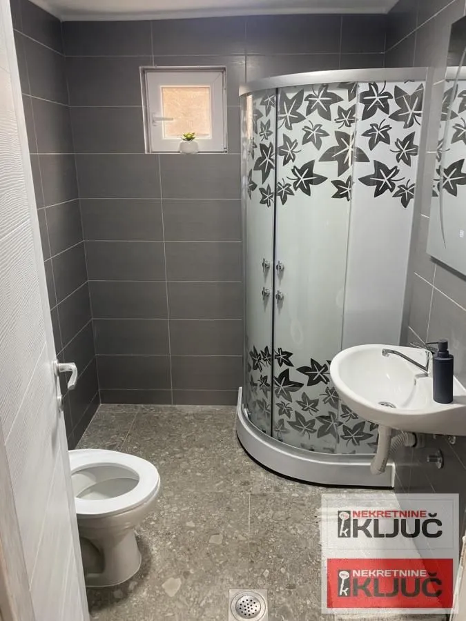 Izdavanje, dvosoban stan, 60m², Telep, Novi Sad Sve Podlokacije