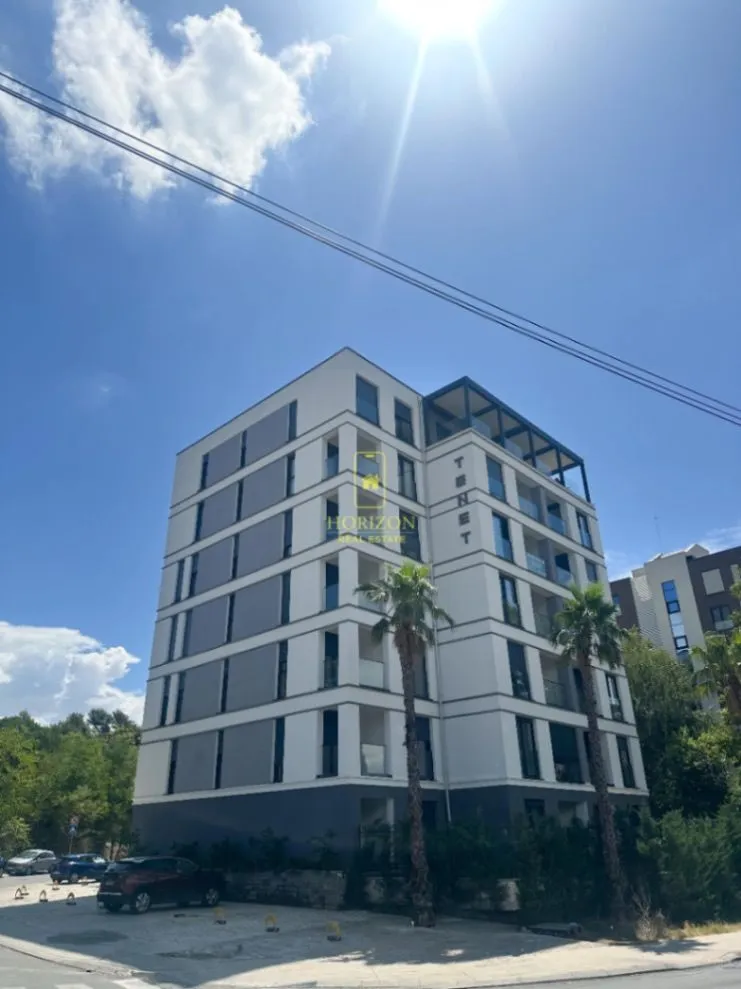 Prodaja, dvosoban stan, 106m², Vezirov Most, Podgorica