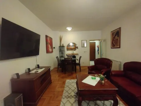 Izdavanje, dvosoban stan, 71m², Preko Morače, Podgorica - image 3