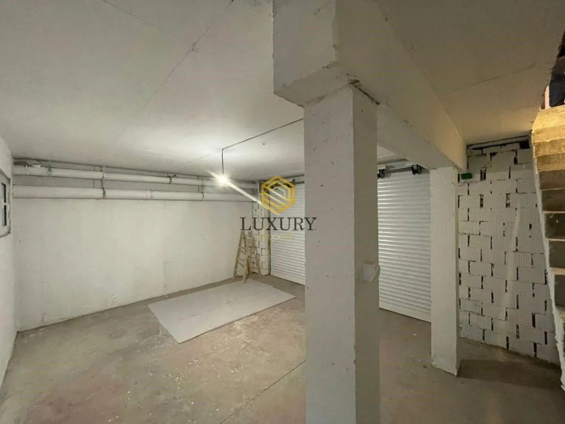 Rent, office space, 84m², Pobrežje, Podgorica