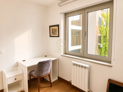 Rent, four bedroom apartment, 80m², Tašmajdan, Palilula Sve Podlokacije - image 10