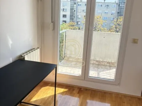 Izdavanje, dvosoban stan, 45m², Stari Grad, Beograd - image 3