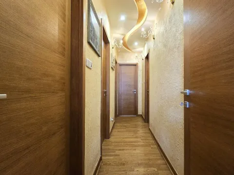 Rent, apartment, 98m², City Kvart, Podgorica - image 23