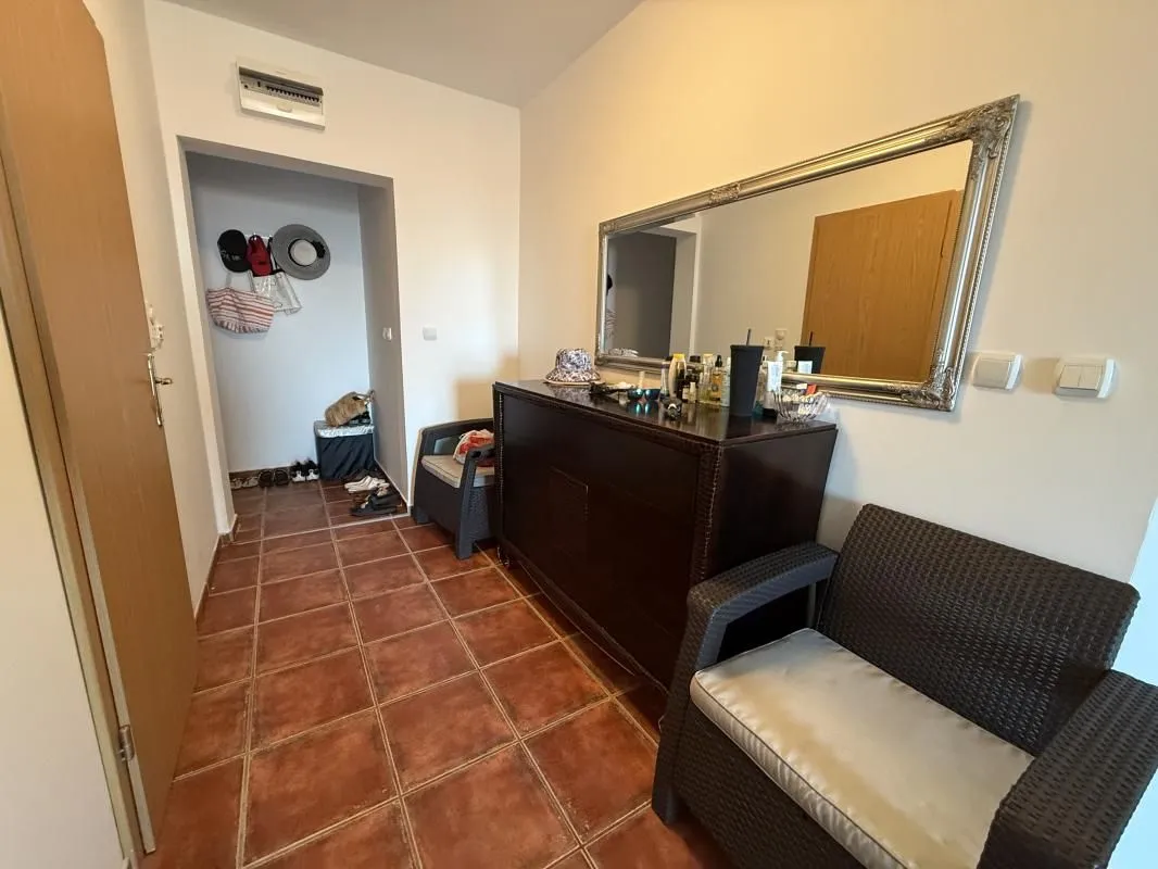Sale, two bedroom apartment, 82m², Petrovac, Budva