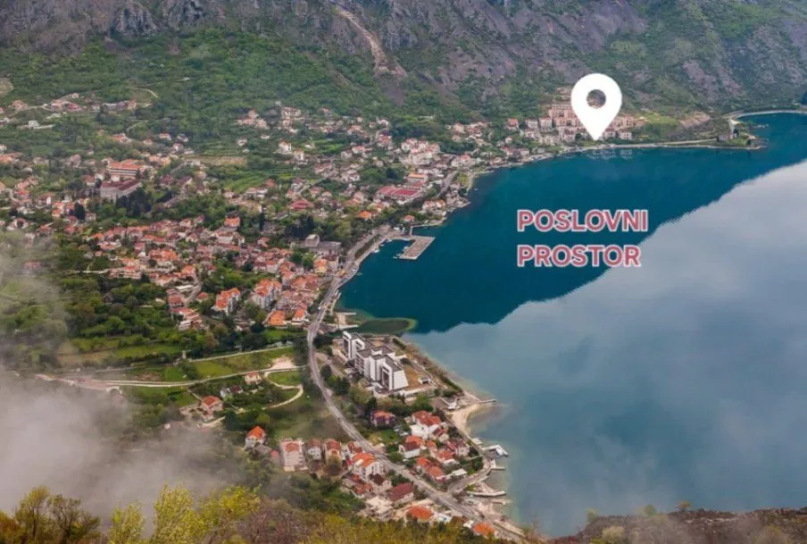 Sale, office space, 108m², Risan, Kotor