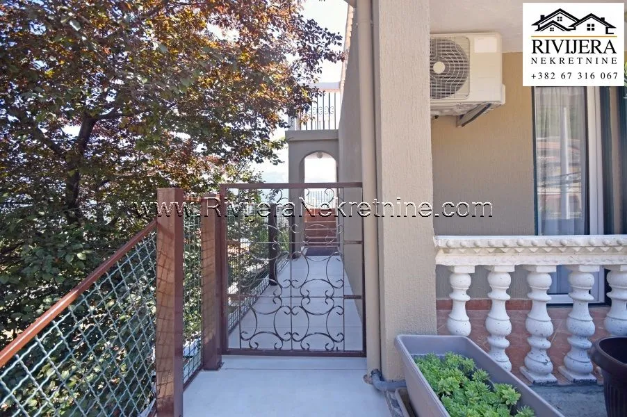 Prodaja, kuća, 213m², Žvinje, Herceg Novi