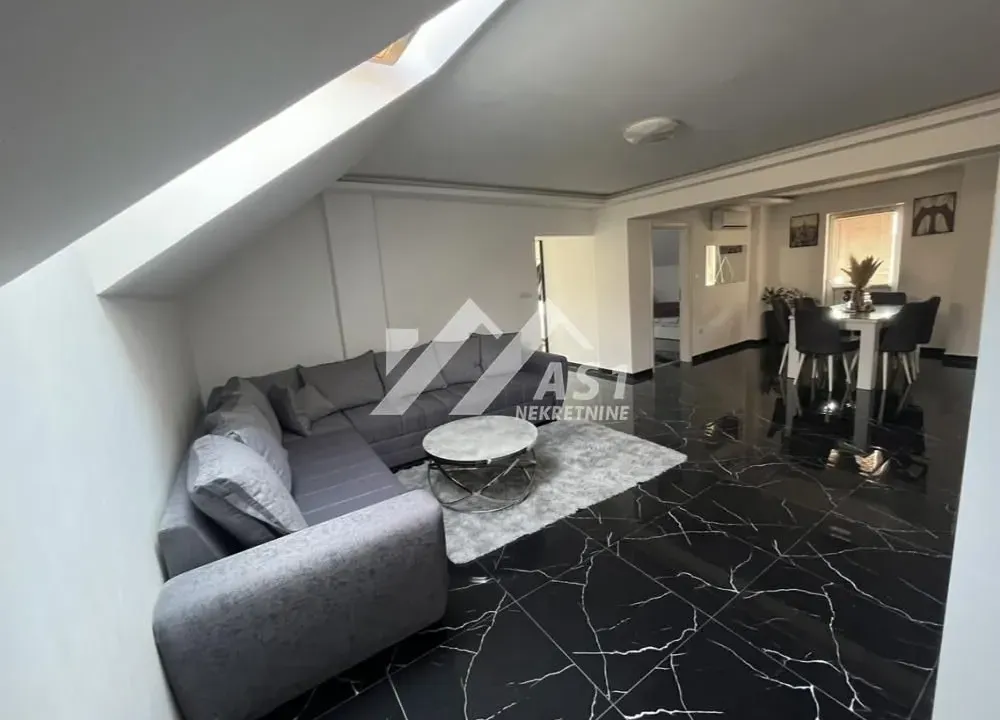 Izdavanje, trosoban stan, 100m², Adice, Novi Sad Sve Podlokacije