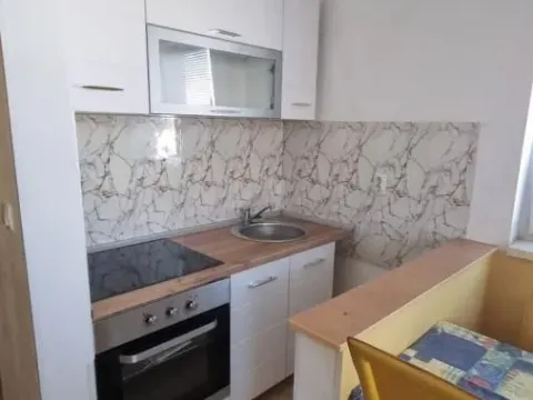 Rent, one bedroom apartment, 33m², Nova Detelinara, Novi Sad Sve Podlokacije - image 5