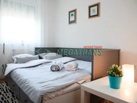 Izdavanje, dvosoban stan, 55m², Bulevar Oslobodjenja, Novi Sad Sve Podlokacije - image 5