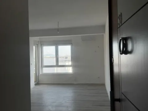 Prodaja, jednosoban stan, 47m², Ulcinj, Crna Gora - image 2