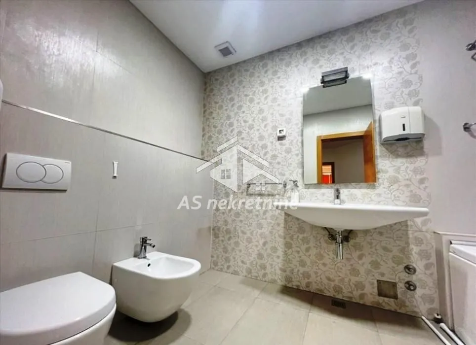 Rent, office space, 198m², Novi Beograd Sve Podlokacije, Beograd