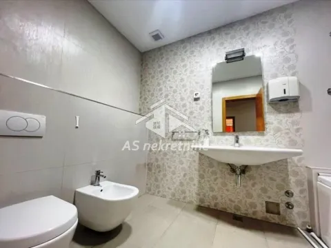 Rent, office space, 198m², Novi Beograd Sve Podlokacije, Beograd - image 23