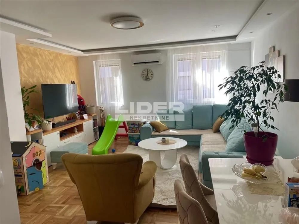 Sale, two bedroom apartment, 63m², Zvezdarska Šuma, Zvezdara Sve Podlokacije