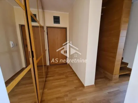 Izdavanje, četvorosoban stan, 115m², Savski Venac, Beograd - image 43