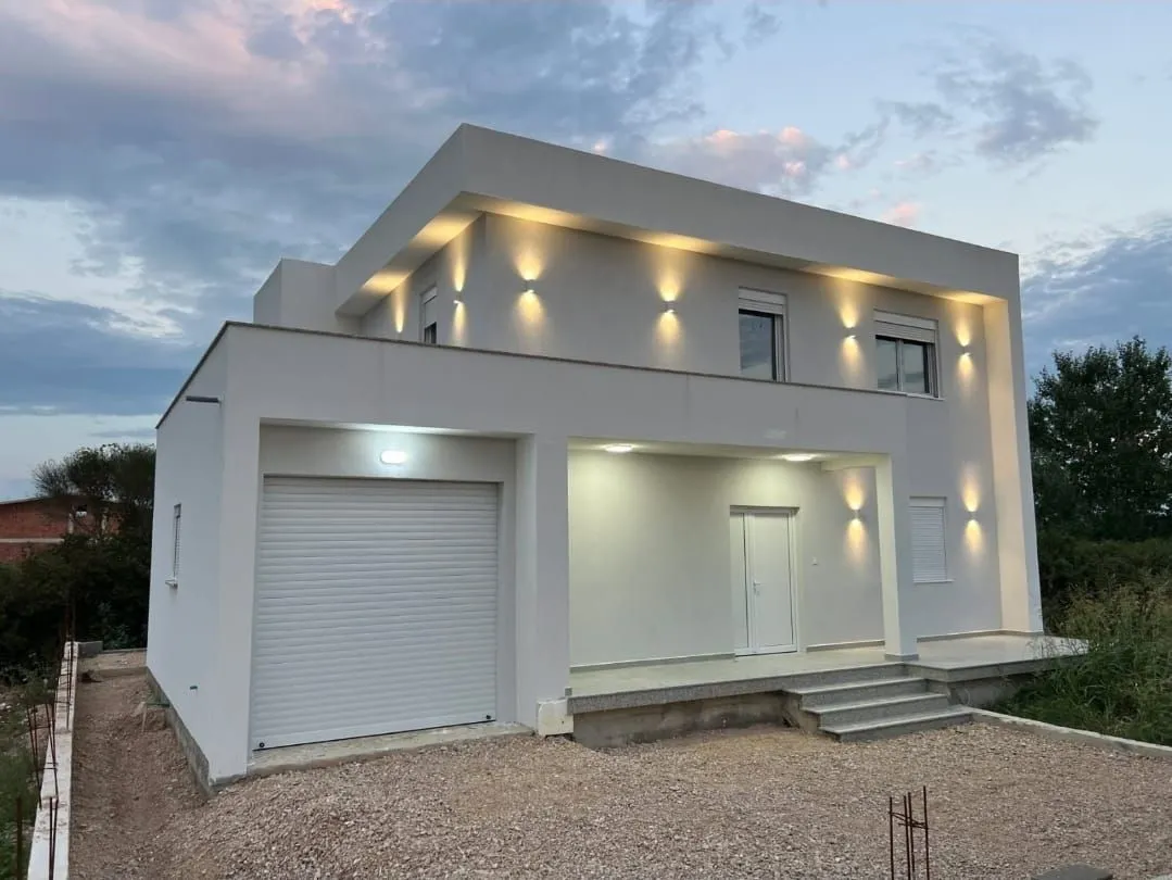 Sale, house, 240m², Kodre, Ulcinj